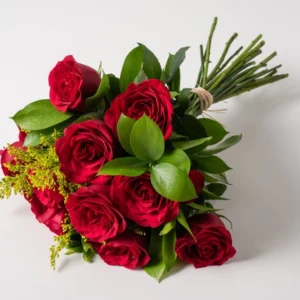 Buquê de Rosas Vermelhas e Chocolate